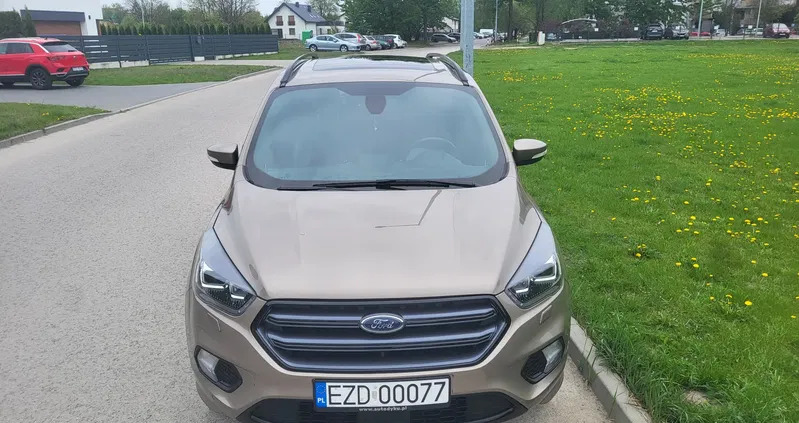 ford łódzkie Ford Kuga cena 101900 przebieg: 106000, rok produkcji 2019 z Krynki